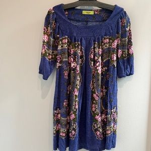 Cute casual cotton tunic-length tee